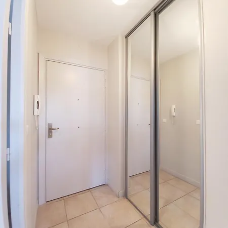 Appartement St Raphael Centre- Plages A Proximite-tout A Pieds *