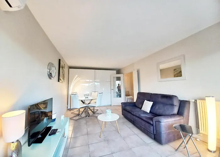 St Raphaël centre- plages à proximité-tout à pieds *