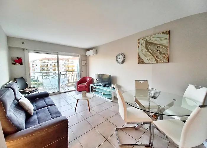 St Raphaël centre- plages à proximité-tout à pieds Saint-Raphaël